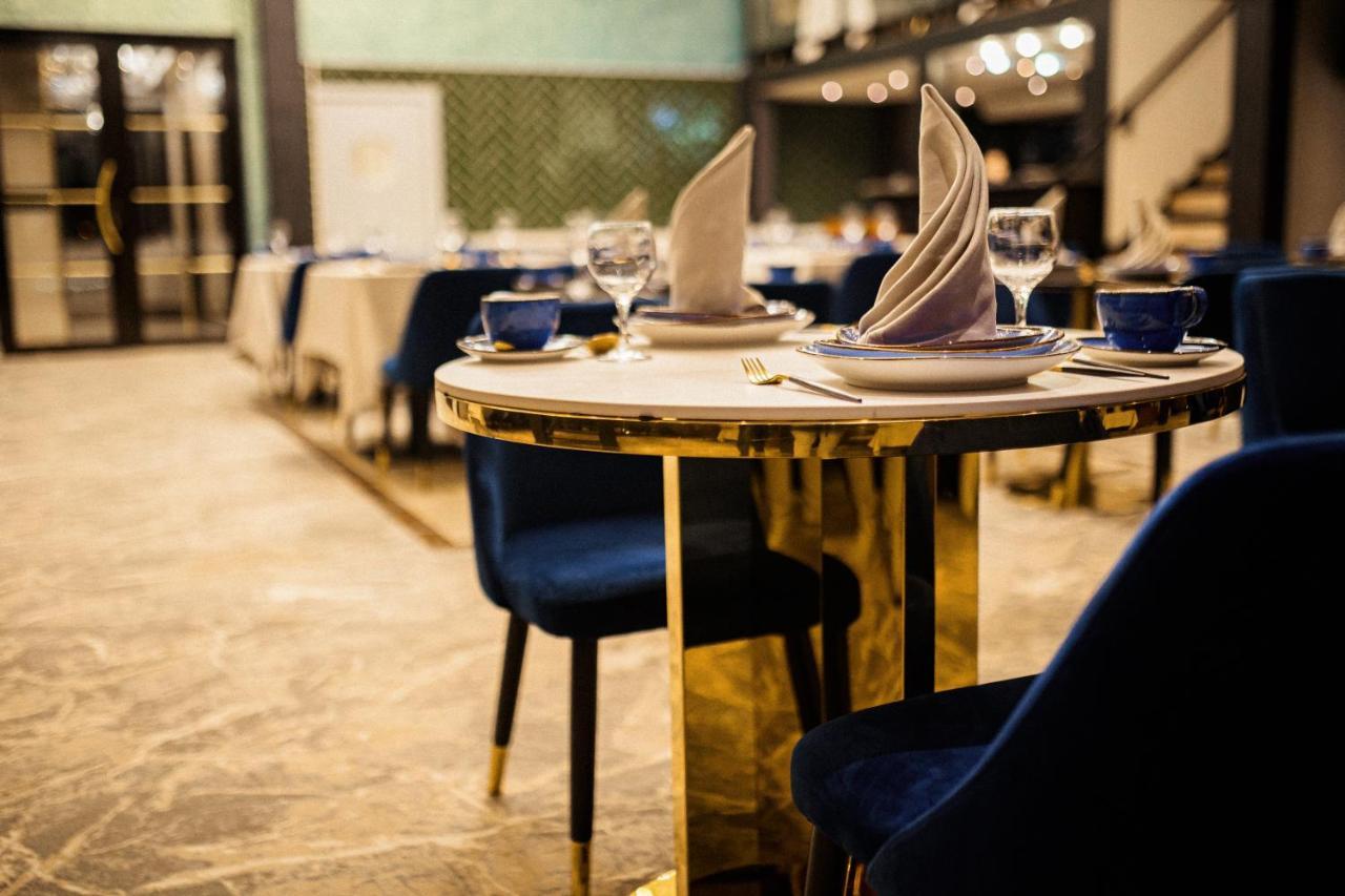 Orient Hotel Biskek Kültér fotó