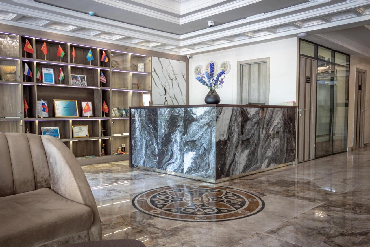 Orient Hotel Biskek Kültér fotó