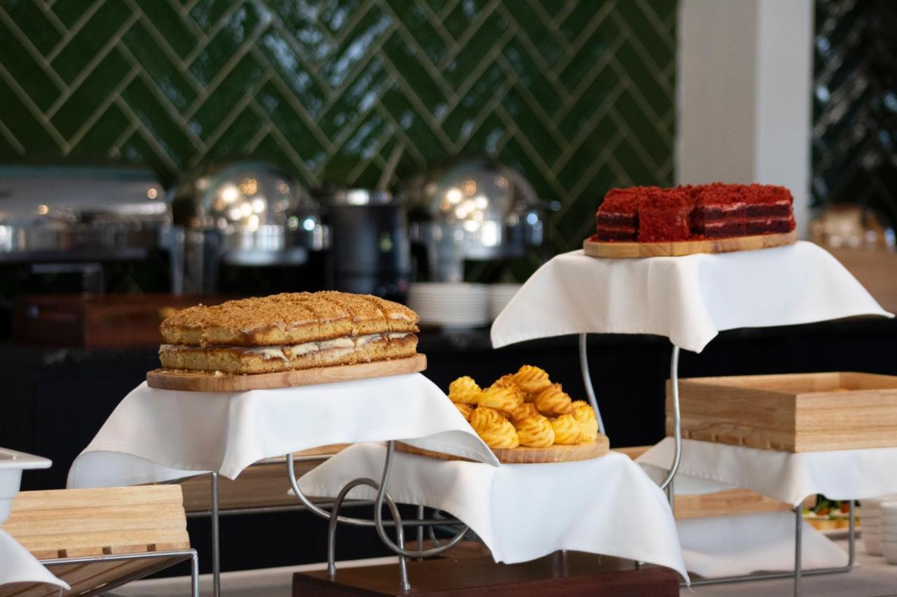 Orient Hotel Biskek Kültér fotó